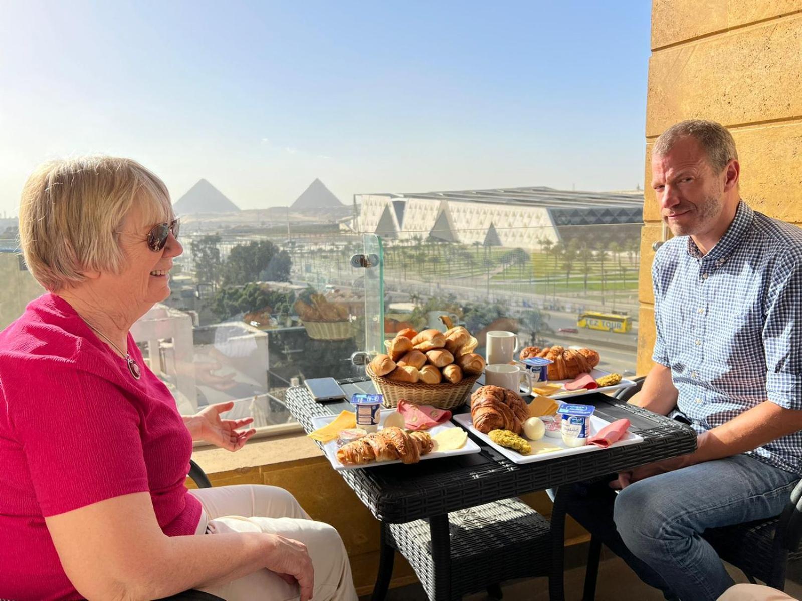 Asia Grand Museum & Pyramids View Nazlet el Simman Экстерьер фото